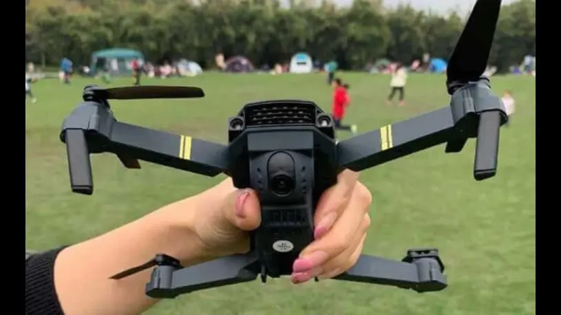 Black Falcon 4K Drone customer Clara P.